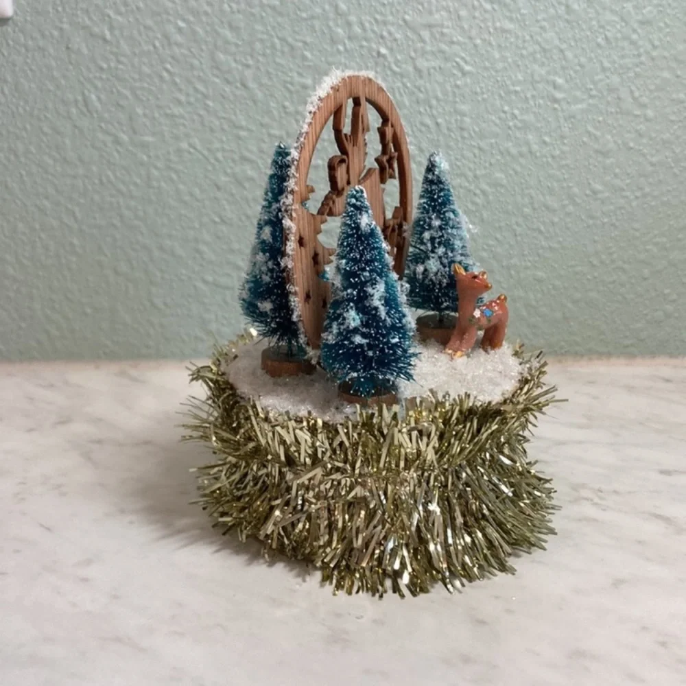NEW Christmas Manger Woodland Scene Hamdmade